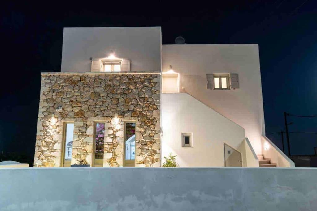 In The Heart Of & Free Pool - Nychteri Appartement