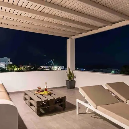 In The Heart Of Fira & Free Pool - Nychteri Suite Exterior photo