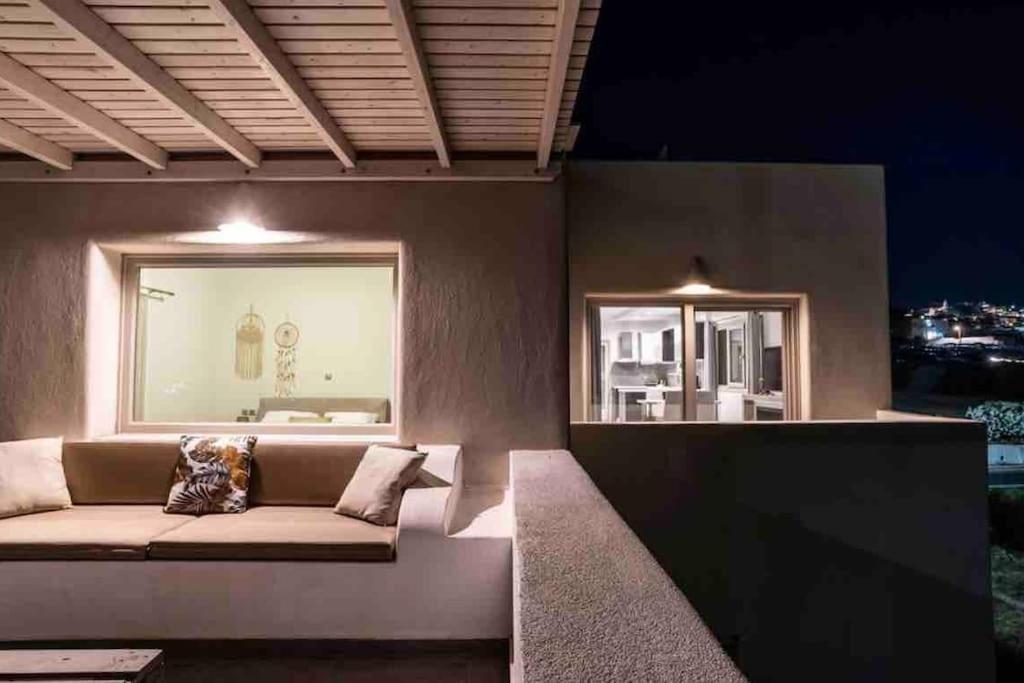 In The Heart Of & Free Pool - Nychteri Apartment *