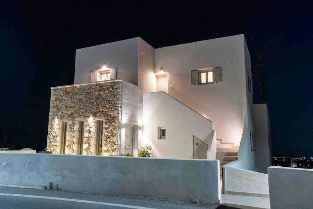 Apartment In The Heart Of & Free Pool - Nychteri